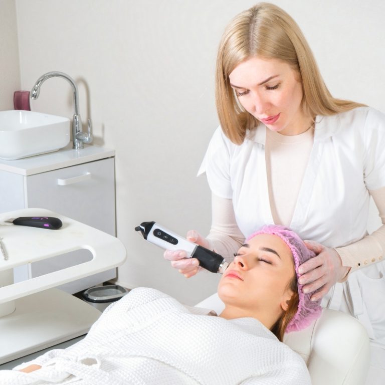 Unlocking Radiant Skin: Cosmetology Clinic Insights